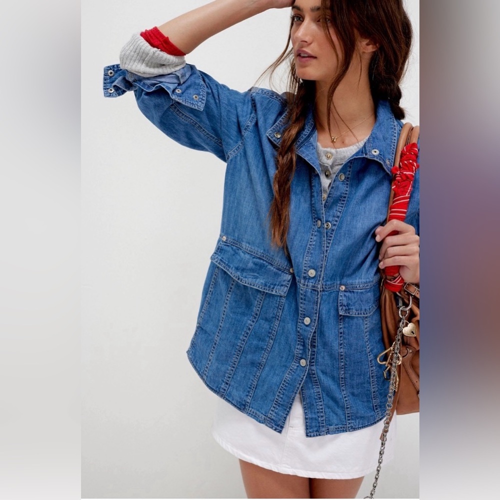 ▪️NWT We The Free Texas Strut Denim Shirt